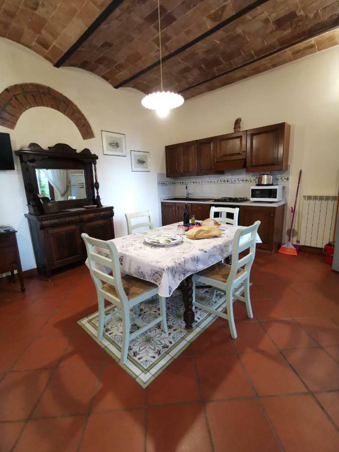 Podere Le Monache Montaione Buitenkant foto